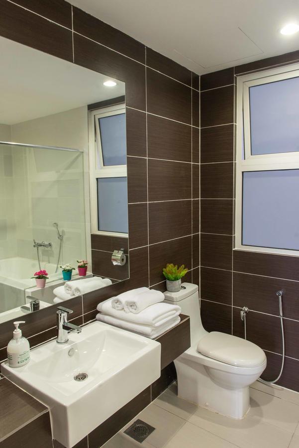 Encorp Marina Suites By Iconic Bliss Nusajaya  Ngoại thất bức ảnh